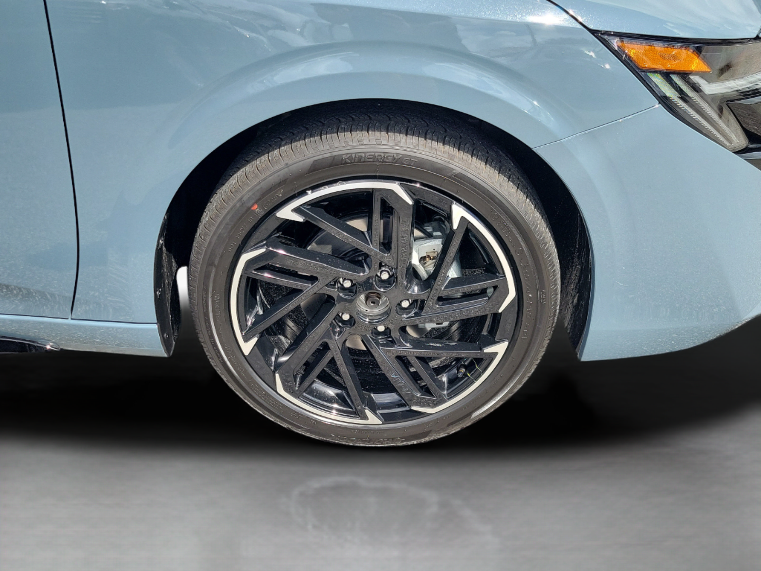 New 2027 Nissan Sentra SR w/ Floor Mat Package FWD image 30