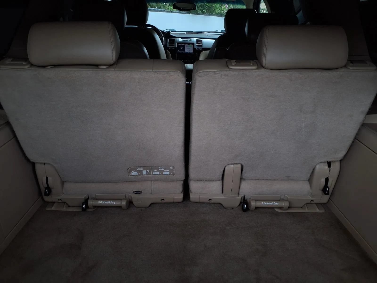 Used 2013 Cadillac Escalade ESV Luxury AWD/4WD image 11