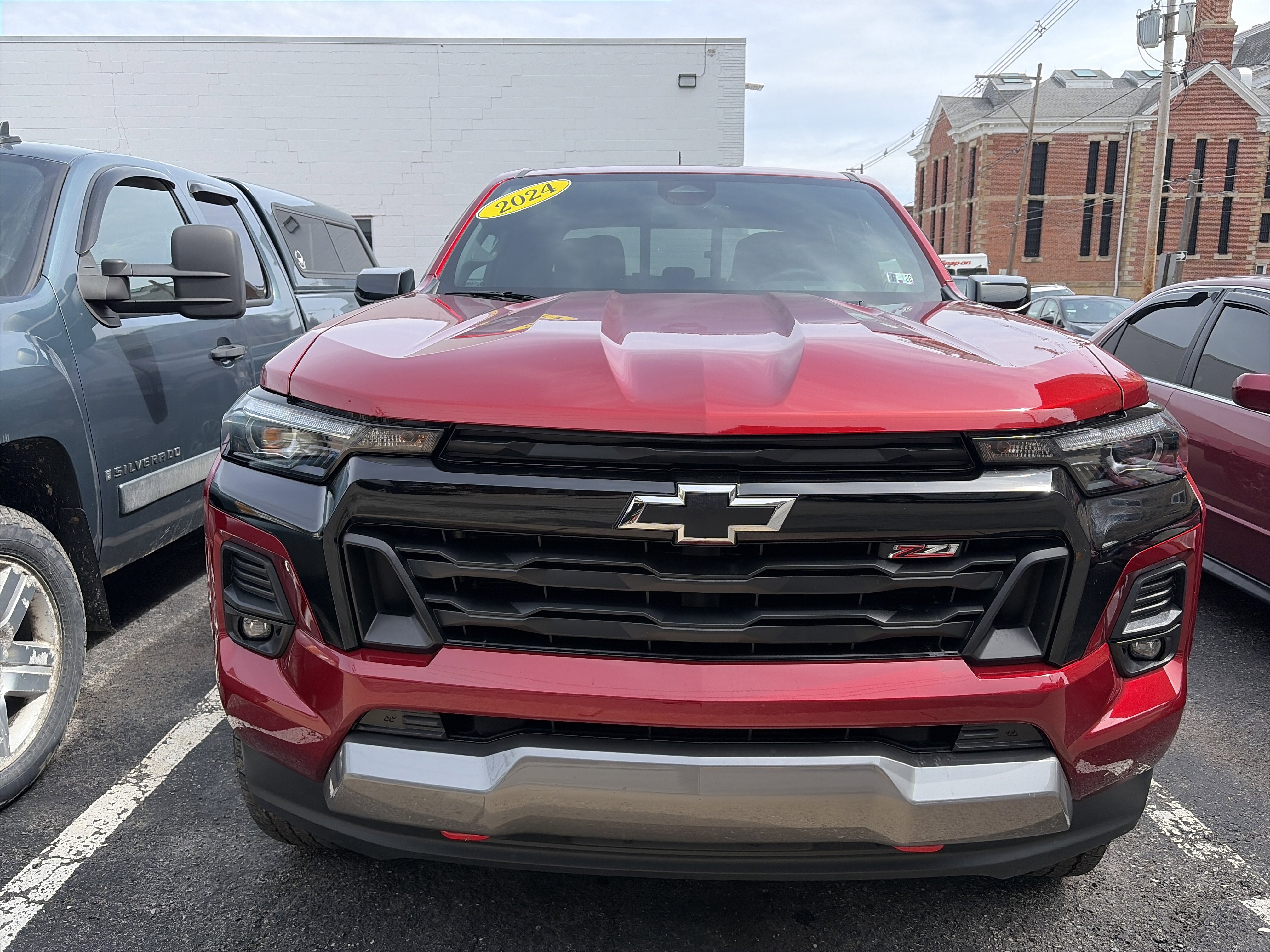 Certified 2024 Chevrolet Colorado Z71 w/ Z71 Convenience Package 2 image 4