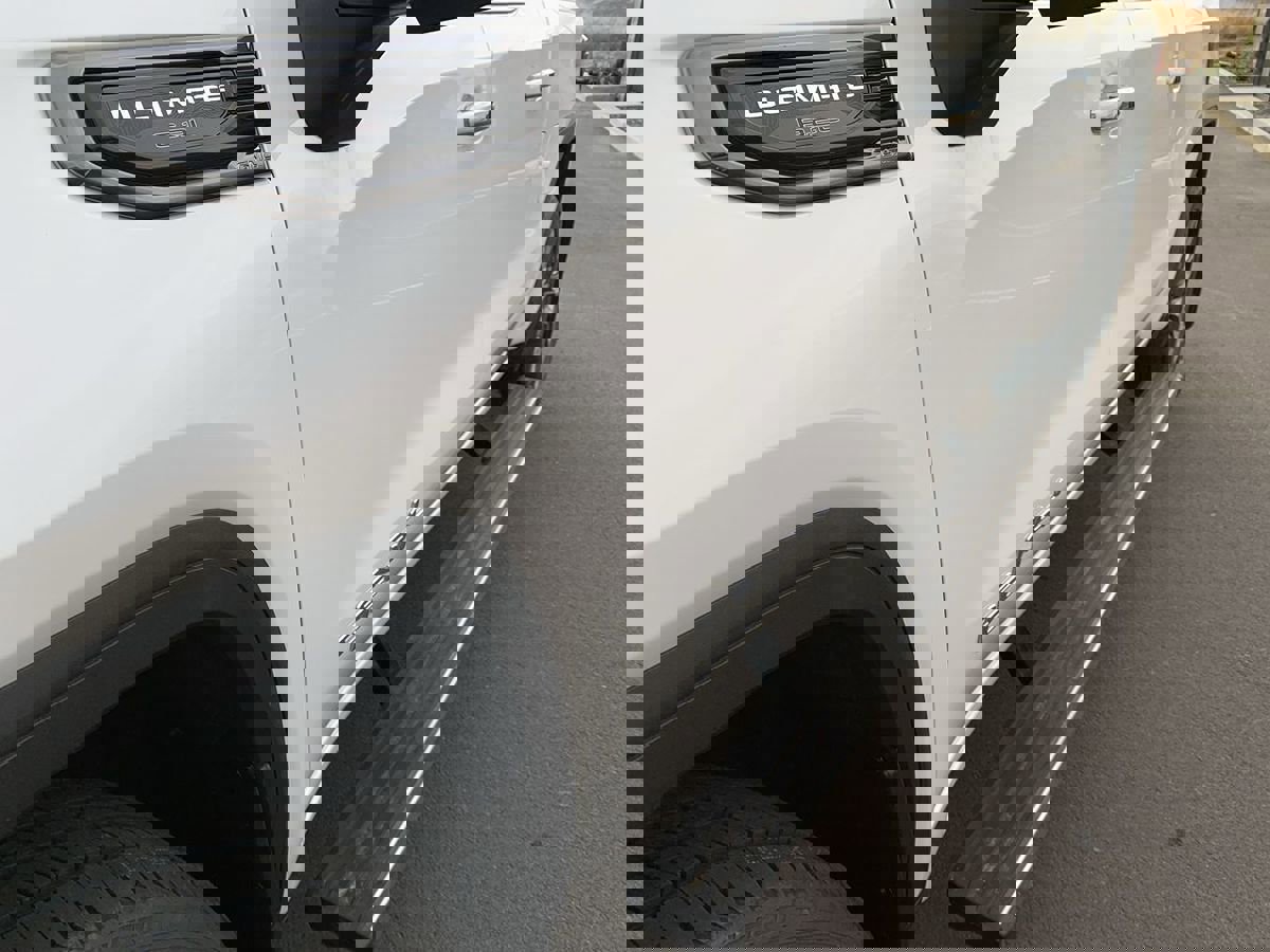 Used 2023 GMC Sierra 1500 Denali Ultimate image 13