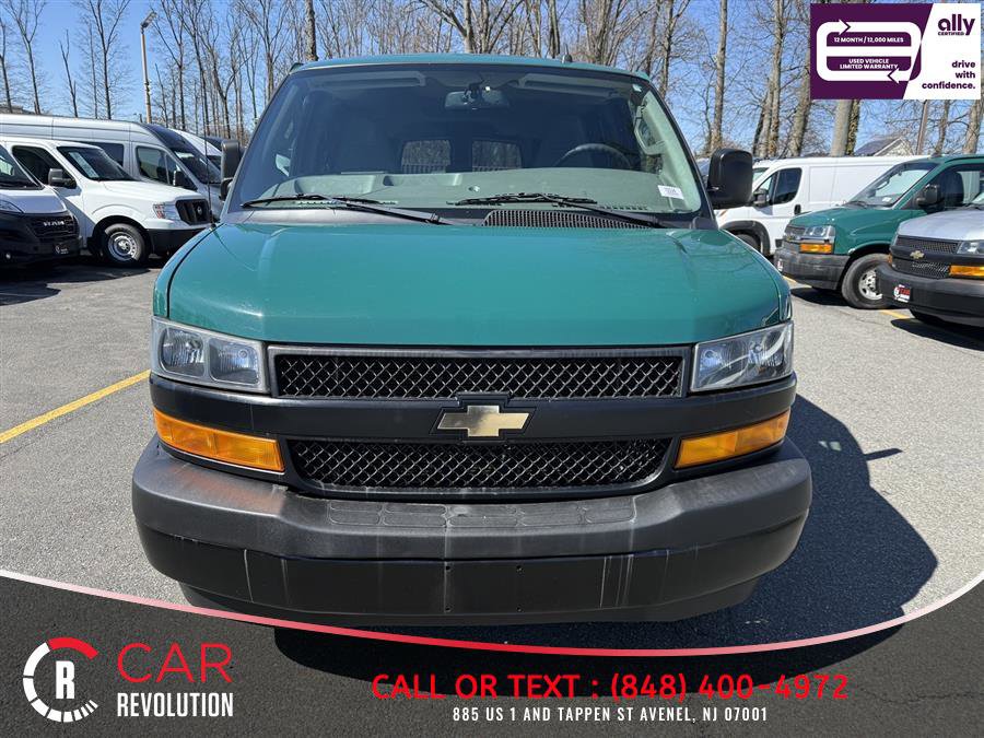 Used 2019 Chevrolet Express 3500 LS RWD image 2