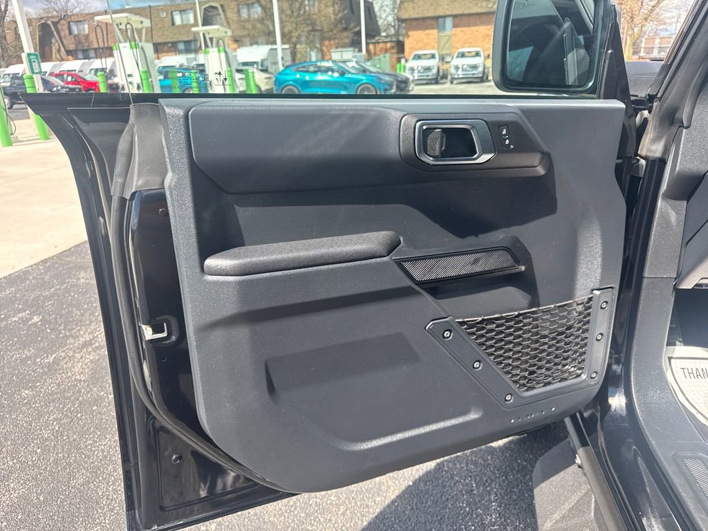 Used 2025 Ford Bronco Big Bend w/ Black Diamond Package image 40