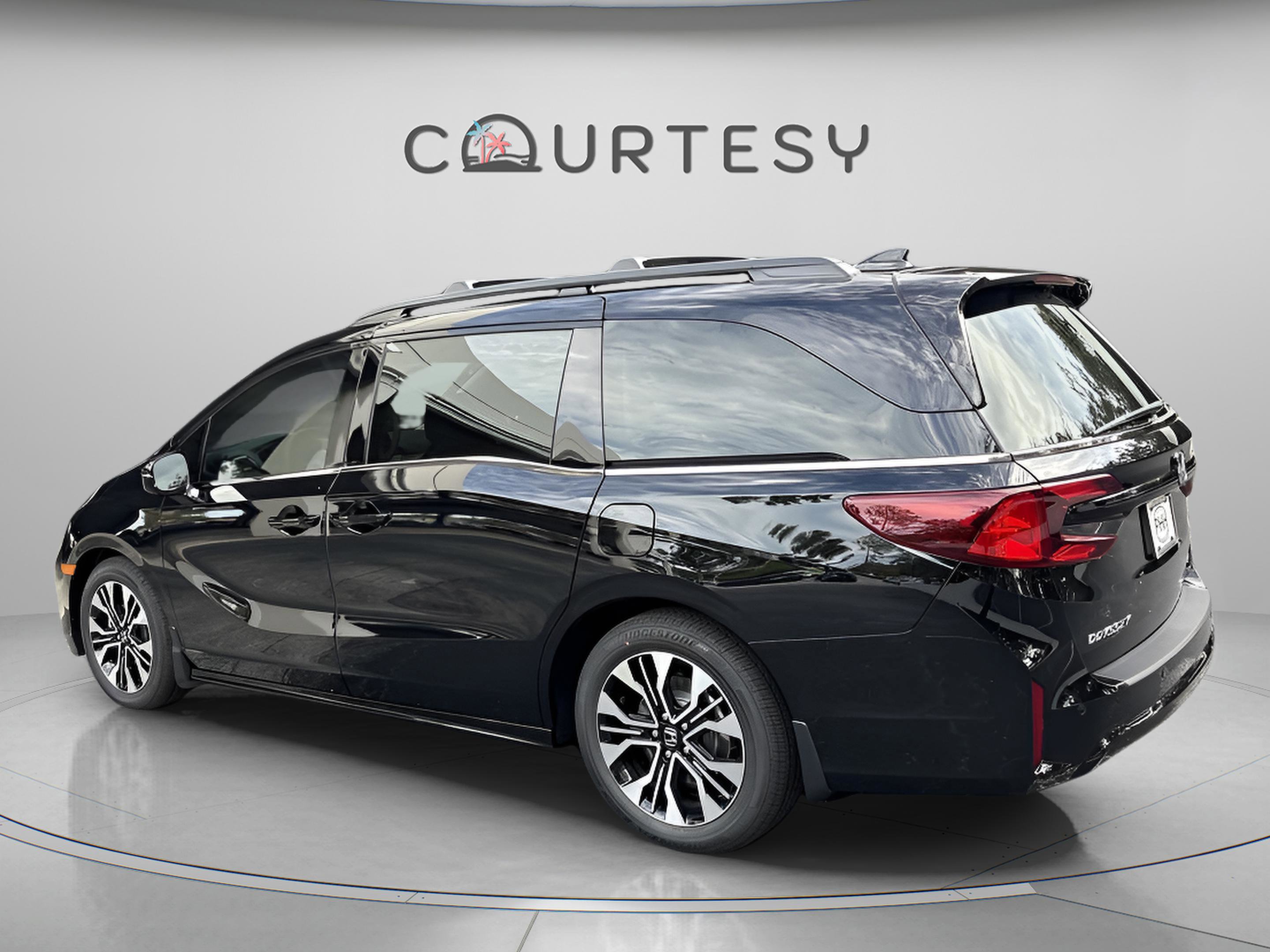 New 2026 Honda Odyssey Elite image 5