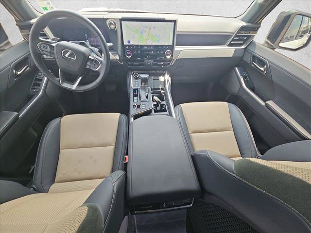 Used 2024 Lexus GX 550 AWD/4WD image 14