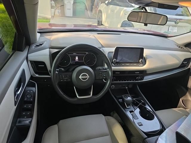Used 2023 Nissan Rogue SV w/ SV Premium B Package FWD image 6