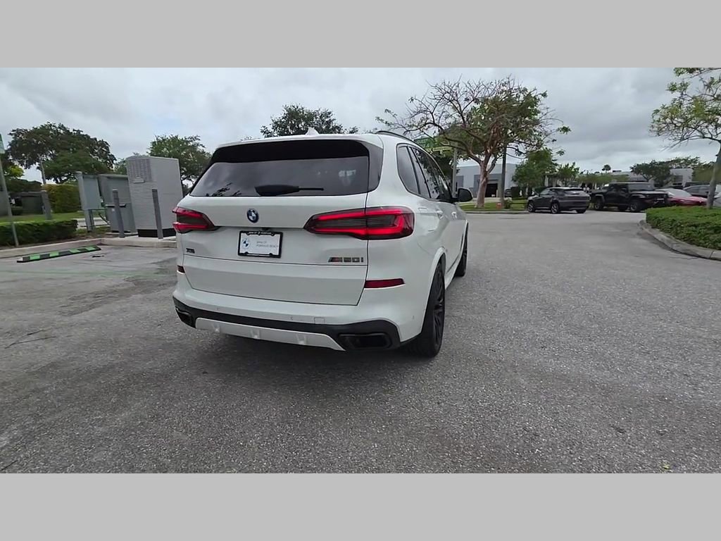 Used 2023 BMW X5 M50i w/ Dynamic Handling Package image 50