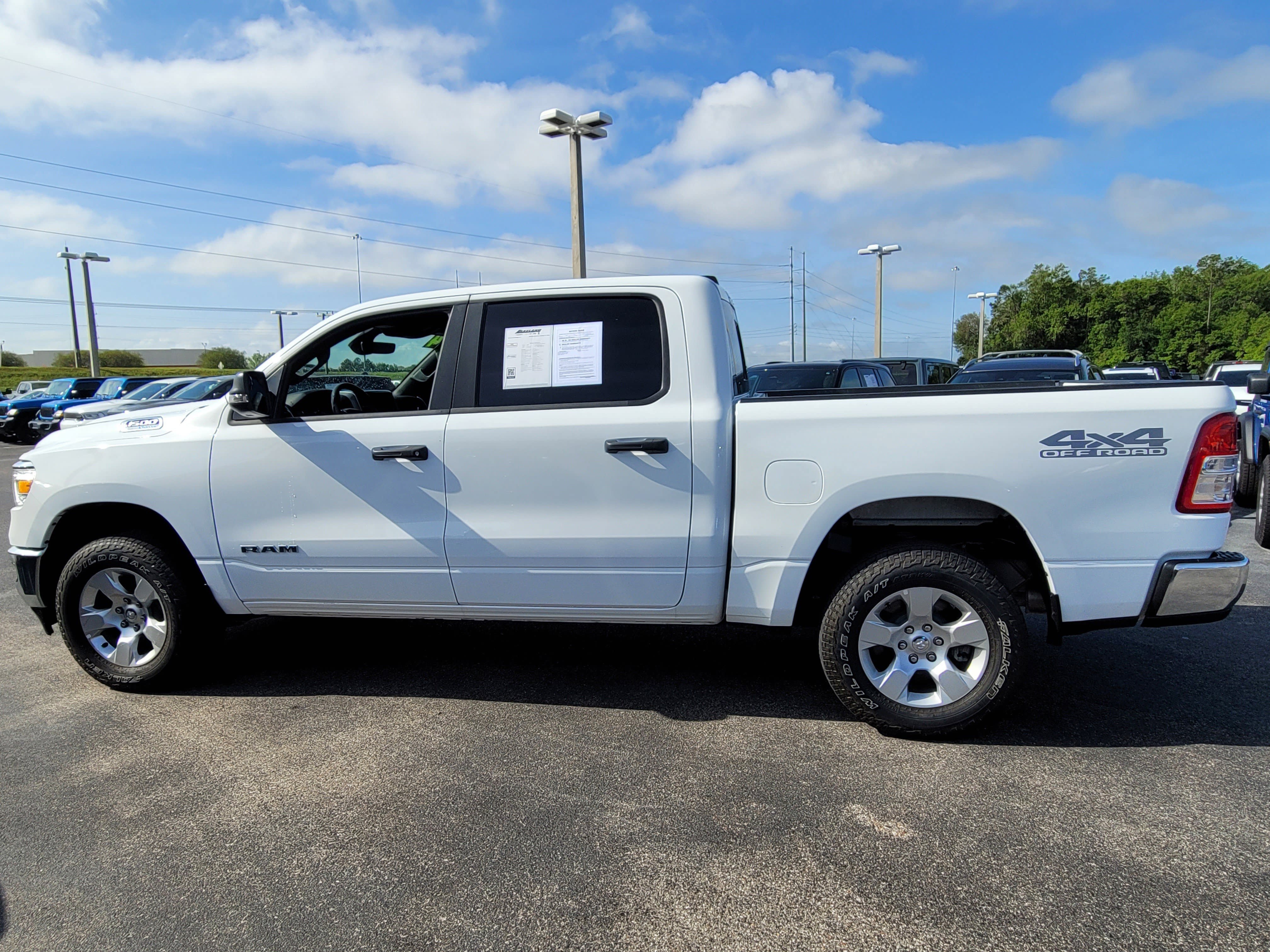Used 2024 RAM 1500 Big Horn AWD/4WD image 7