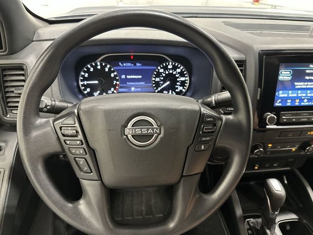 Used 2023 Nissan Frontier SV w/ Midnight Edition Package RWD image 17