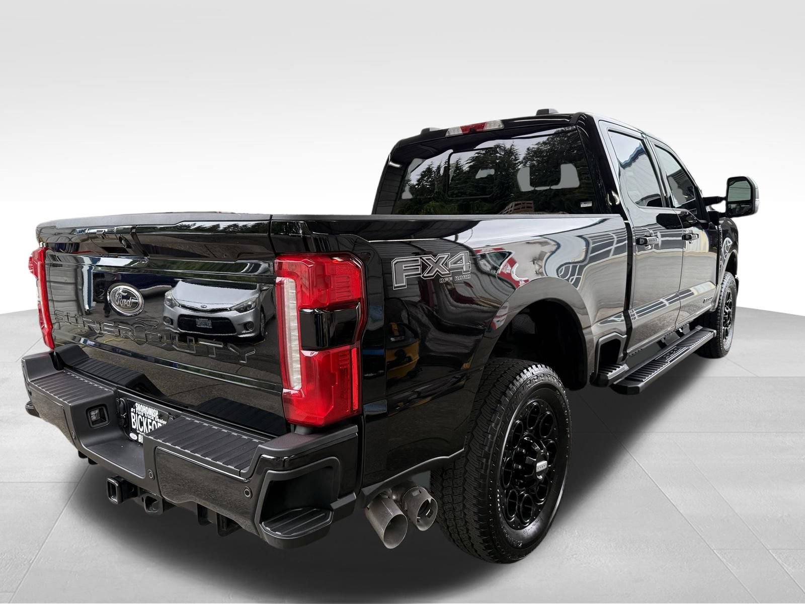 Used 2026 Ford F350 Lariat w/ Black Appearance Package AWD/4WD image 5