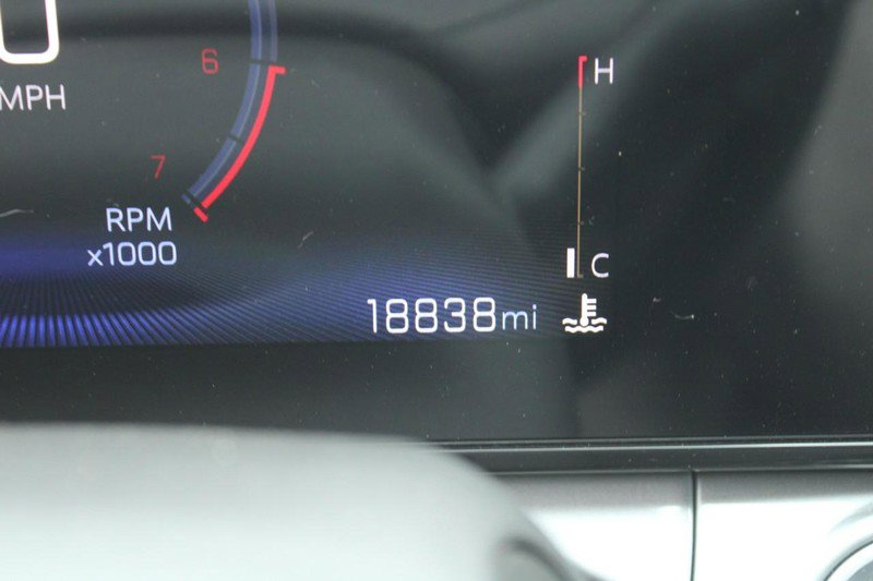 Certified 2024 Chevrolet Trax LT w/ Driver Confidence Package image 20