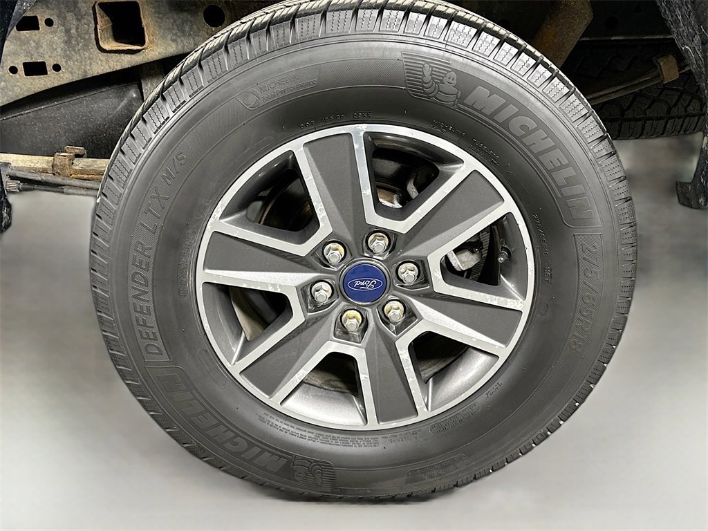 Used 2017 Ford F150 XLT w/ Equipment Group 302A Luxury image 29