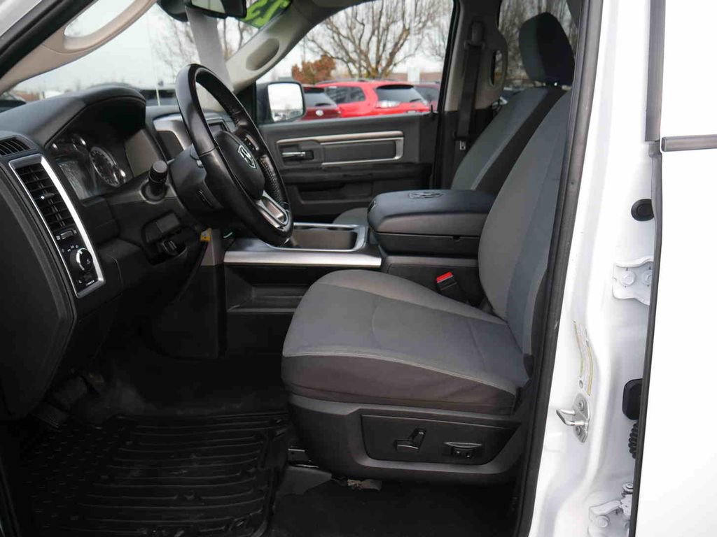 Used 2023 RAM 1500 Classic SLT w/ Electronics Convenience Group image 31