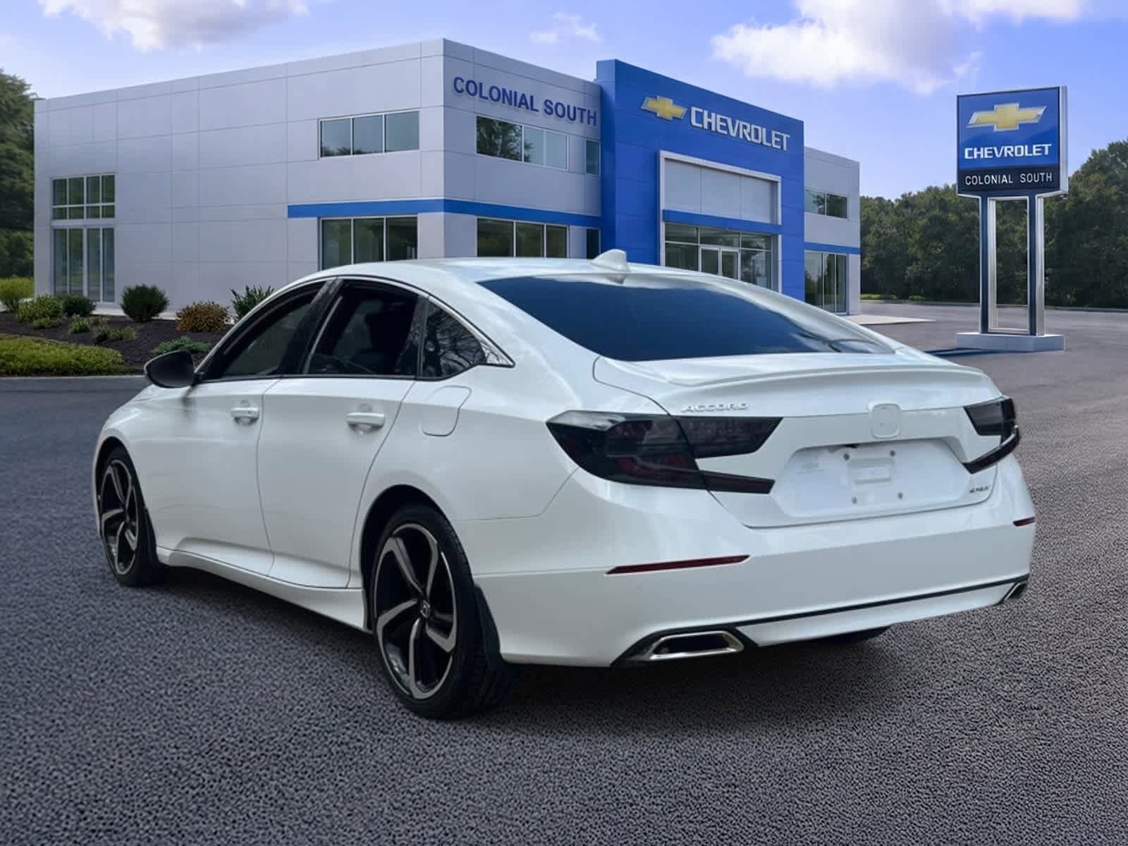 Used 2018 Honda Accord Sport image 4