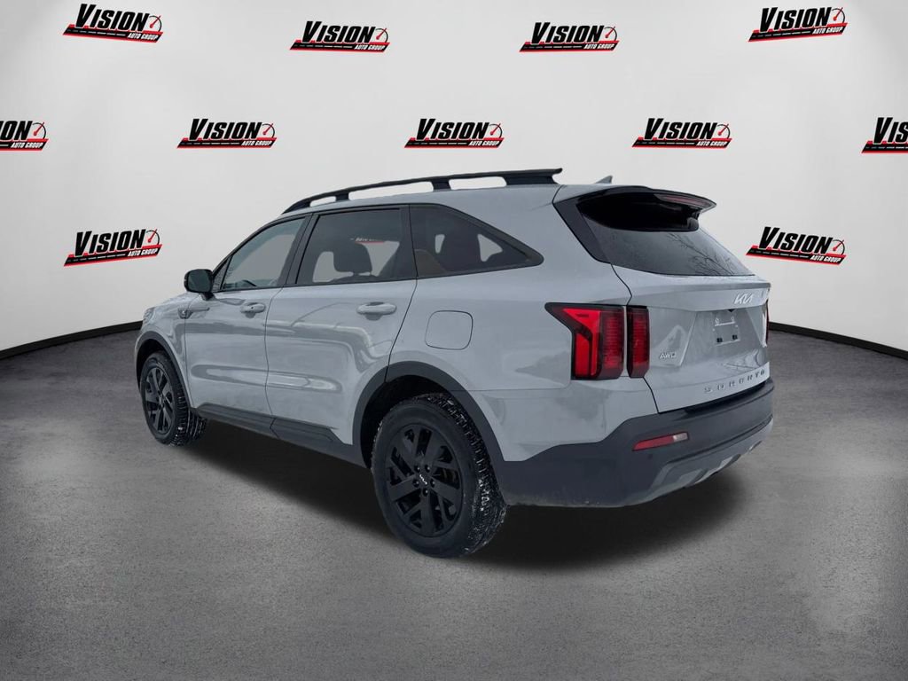 Certified 2022 Kia Sorento S w/ Panoramic Sunroof Package image 7