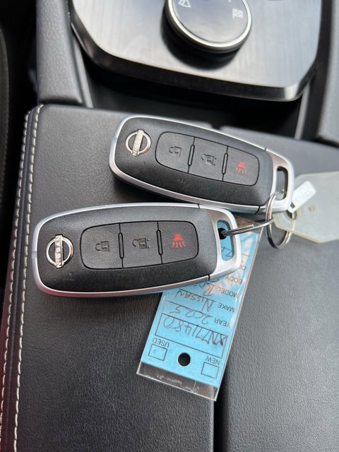 Certified 2025 Nissan Rogue S image 30