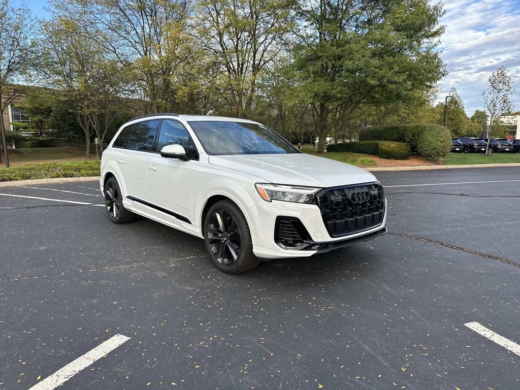 New 2025 Audi Q7 3.0T Premium Plus