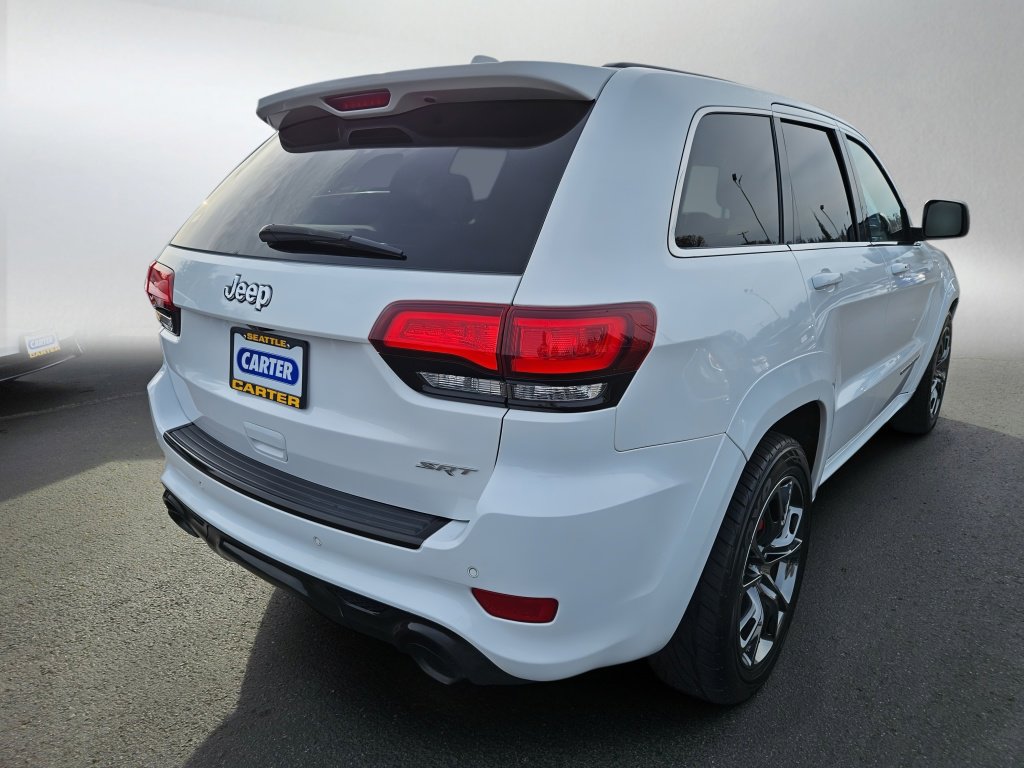 Used 2015 Jeep Grand Cherokee SRT w/ Luxury Group II image 3