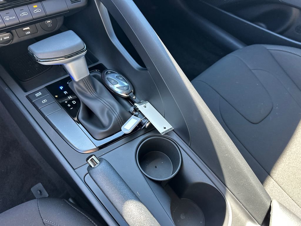 New 2025 Hyundai Elantra Sport image 34