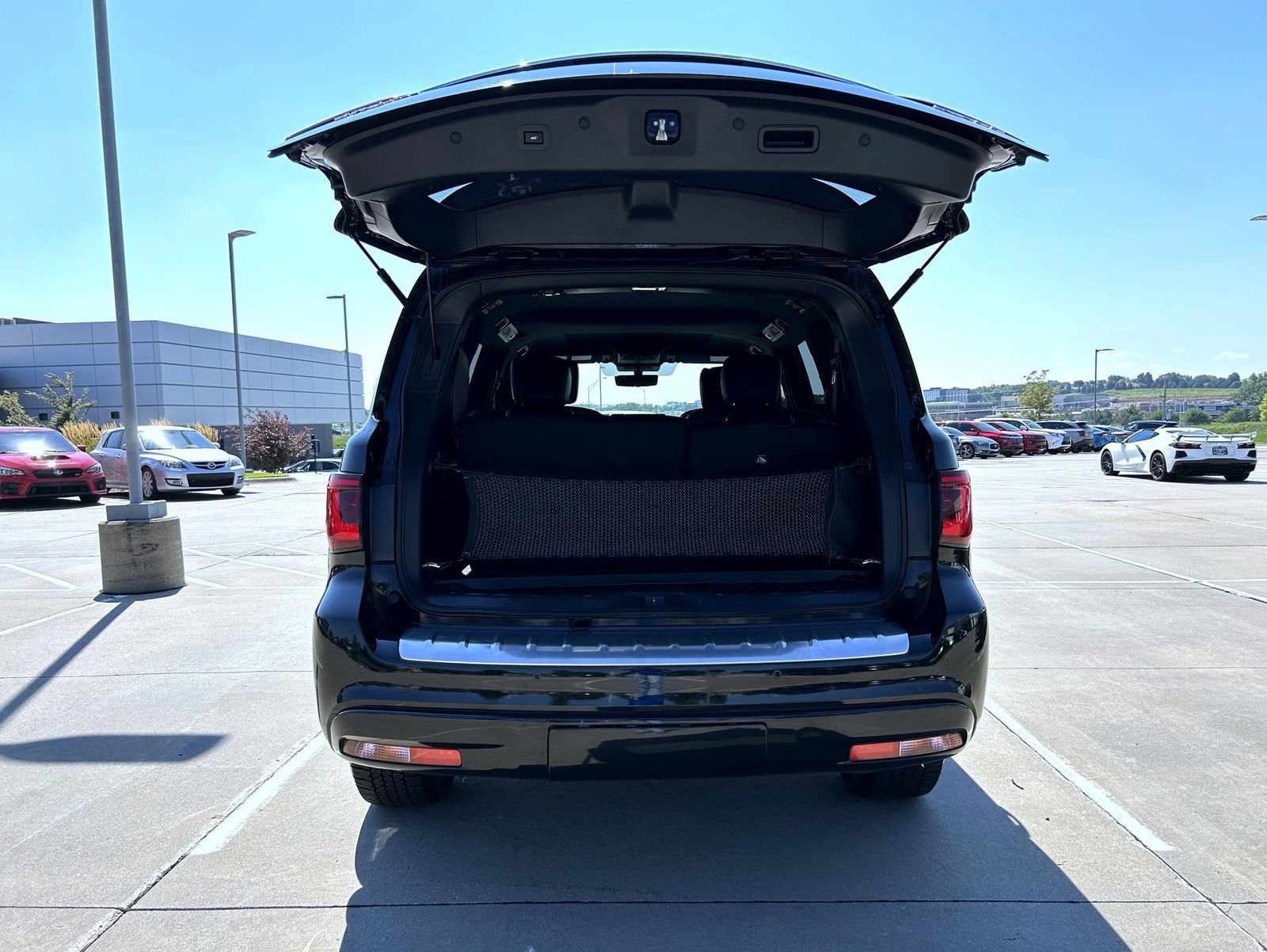 Certified 2023 INFINITI QX80 Sensory w/ All-Season Package AWD/4WD image 24