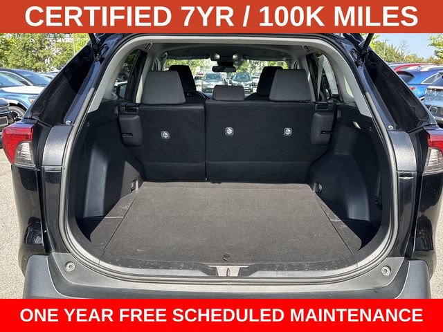 Used 2025 Toyota RAV4 XLE AWD/4WD image 12