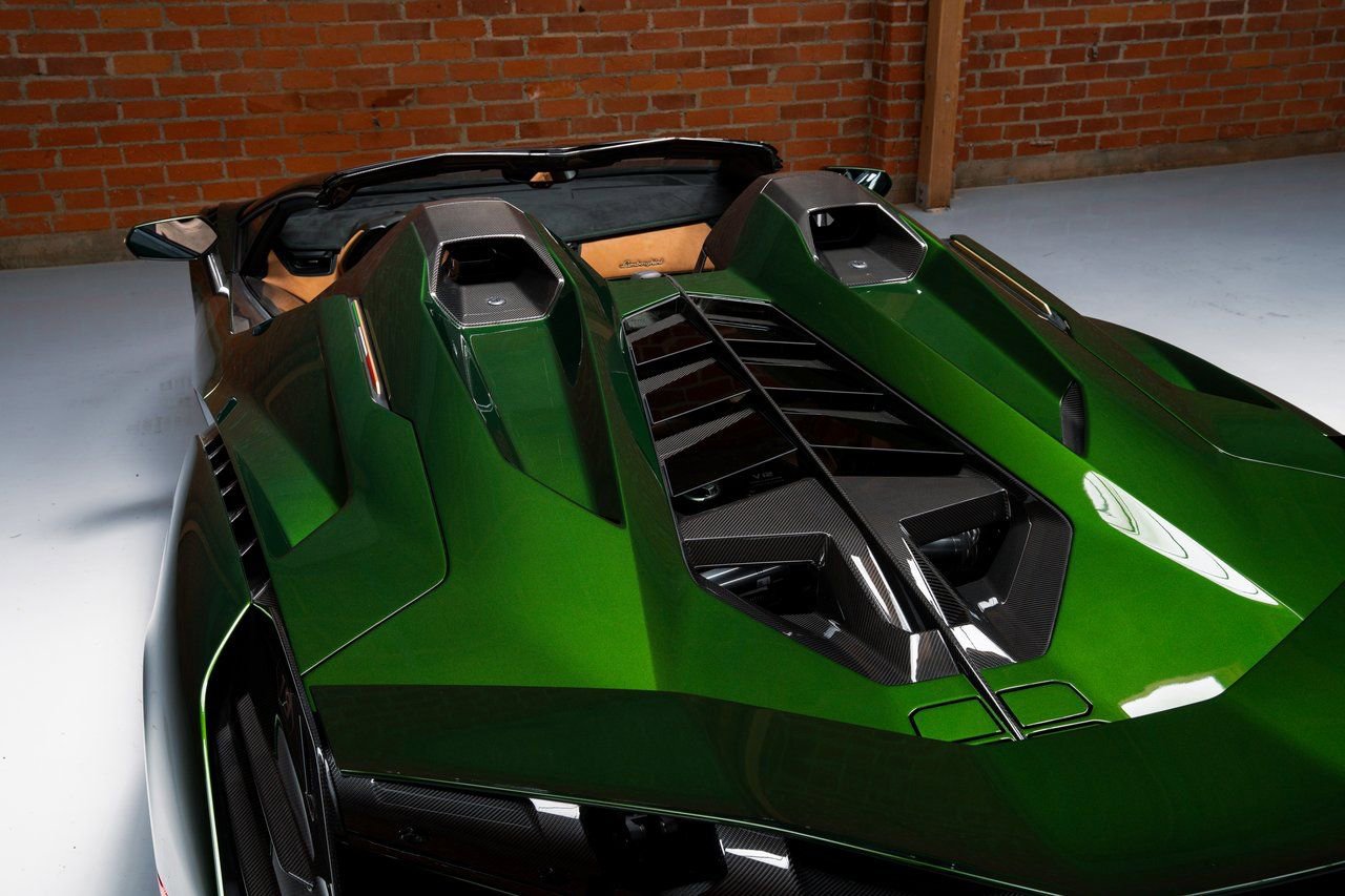 Used 2021 Lamborghini Sian Roadster AWD/4WD image 49