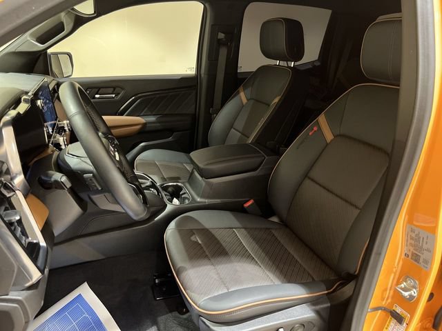 Used 2026 GMC Canyon AT4 w/ AT4 Premium Package AWD/4WD image 18