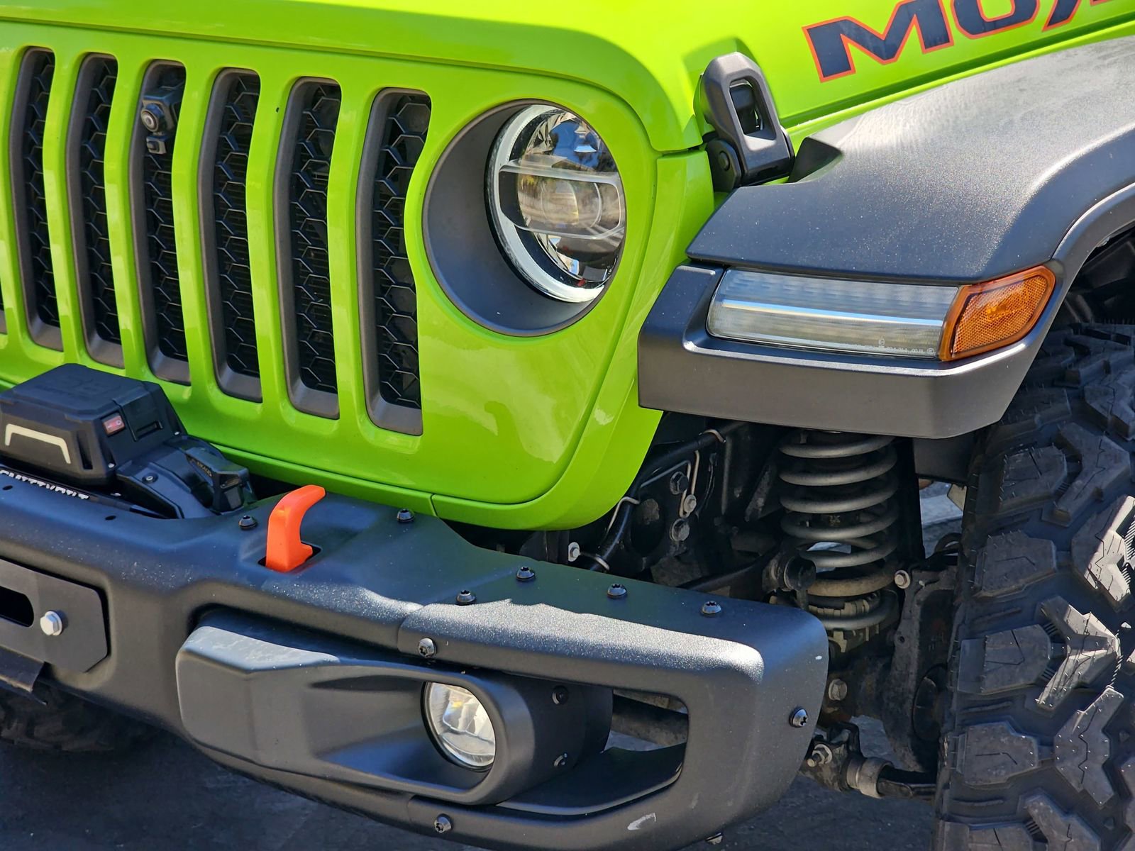 Used 2021 Jeep Gladiator Mojave AWD/4WD image 32