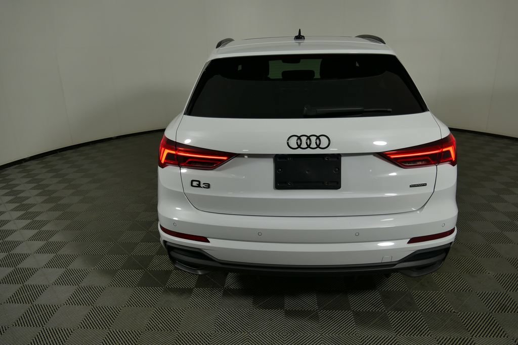 Used 2023 Audi Q3 2.0T Premium Plus w/ Premium Plus Package AWD/4WD image 4