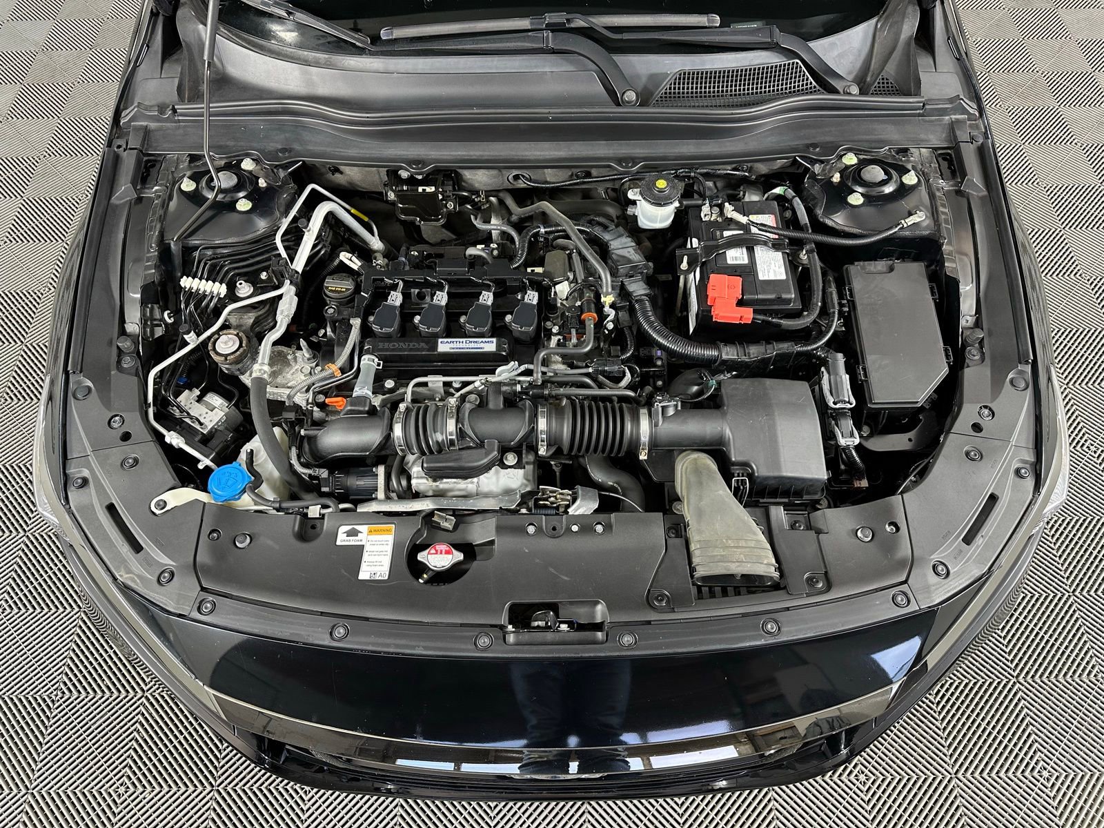 Used 2018 Honda Accord Sport image 22