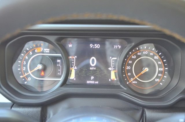Used 2025 Jeep Wrangler Unlimited Sahara AWD/4WD image 22