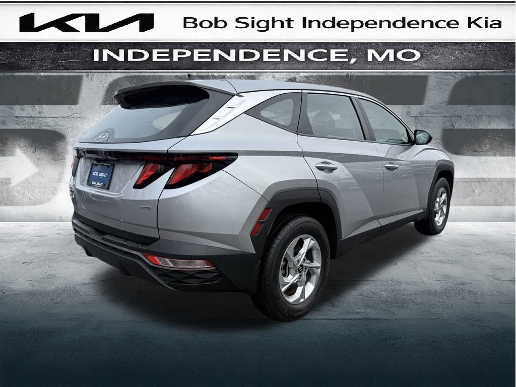 Used 2023 Hyundai Tucson SE image 11