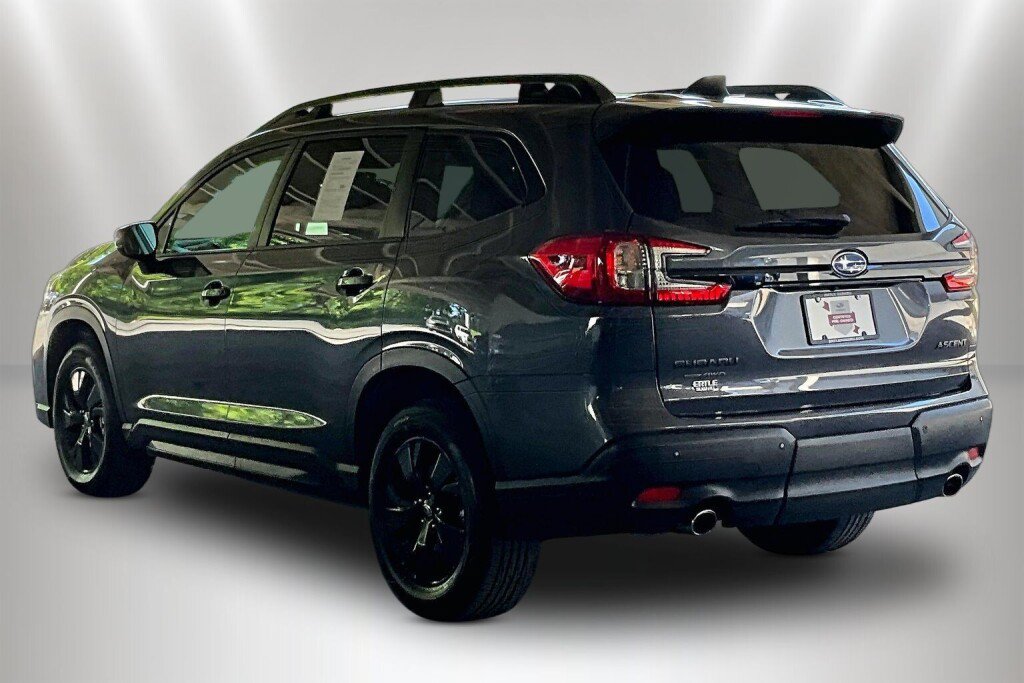 Certified 2026 Subaru Ascent Premium AWD/4WD image 4