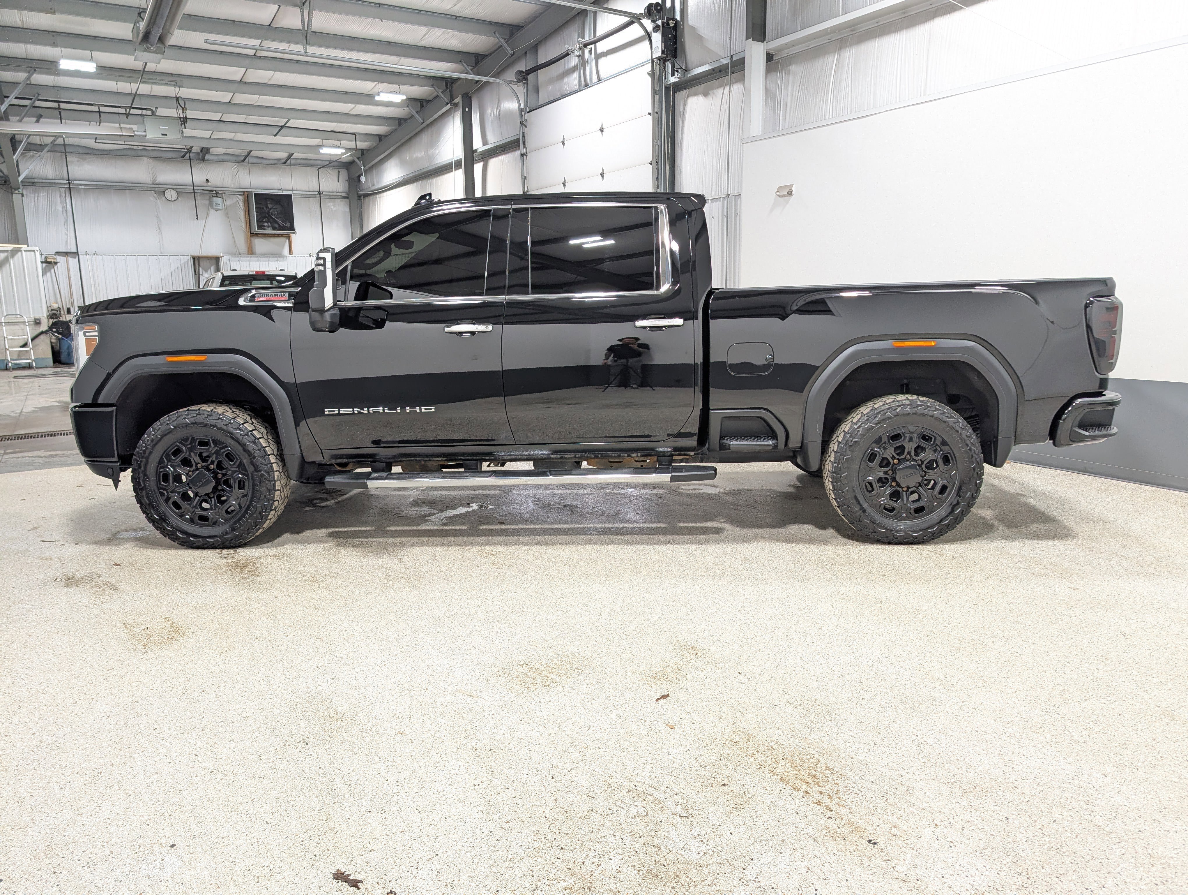 Used 2020 GMC Sierra 2500 Denali w/ Denali Ultimate Package AWD/4WD image 6