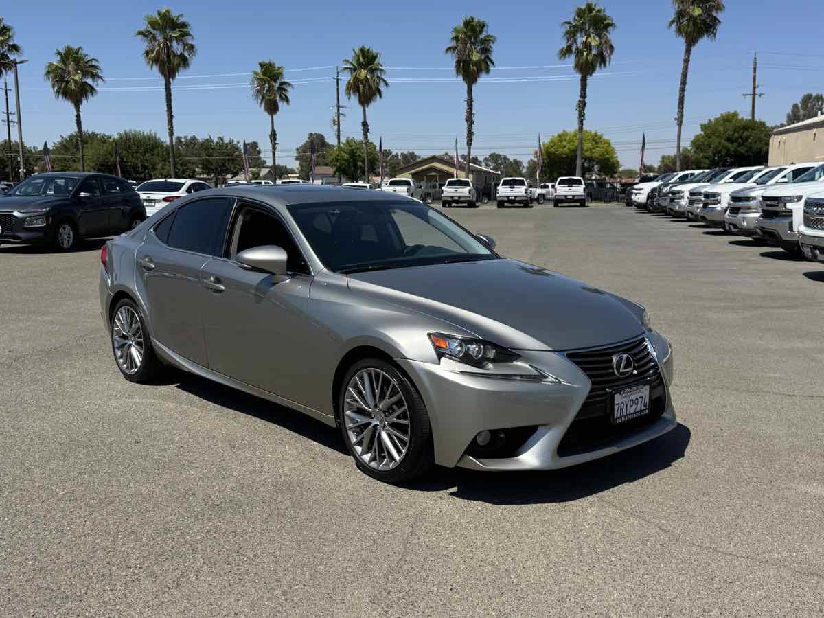 Used 2014 Lexus IS 250 w/ Navigation Package RWD image 2