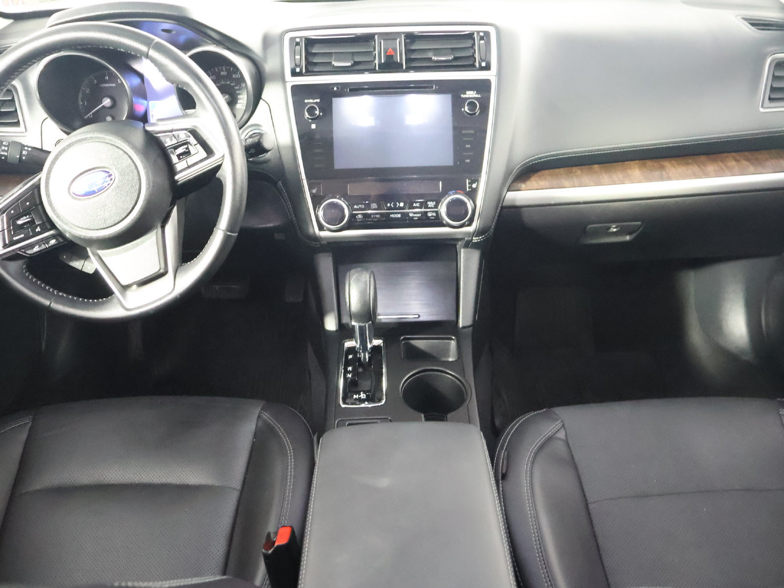 Used 2018 Subaru Outback 3.6R Limited AWD/4WD image 25