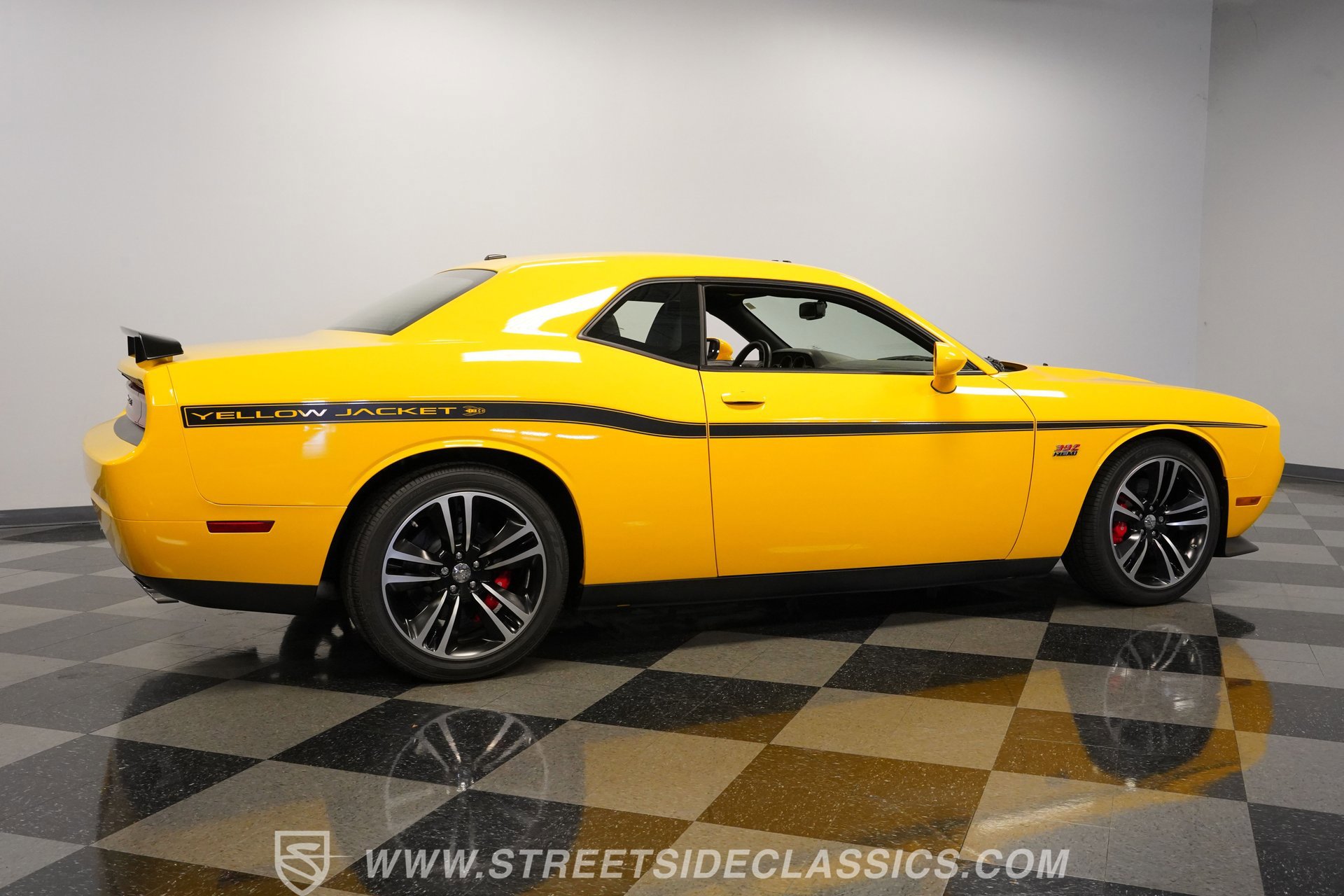 Used 2012 Dodge Challenger SRT8 Yellow Jacket w/ Premium Sound Group RWD image 13