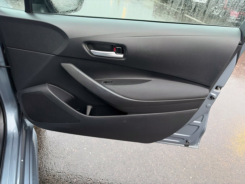 Used 2021 Toyota Corolla LE FWD image 10