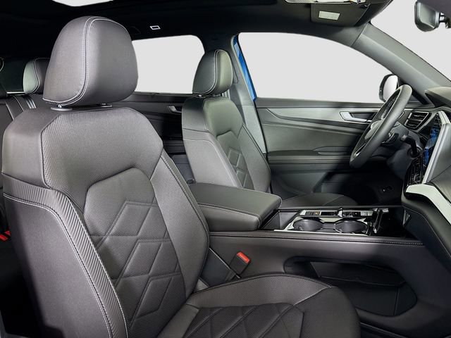 New 2025 Volkswagen Atlas Cross Sport SE image 28