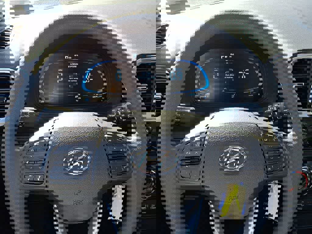 New 2026 Hyundai Venue SE image 16