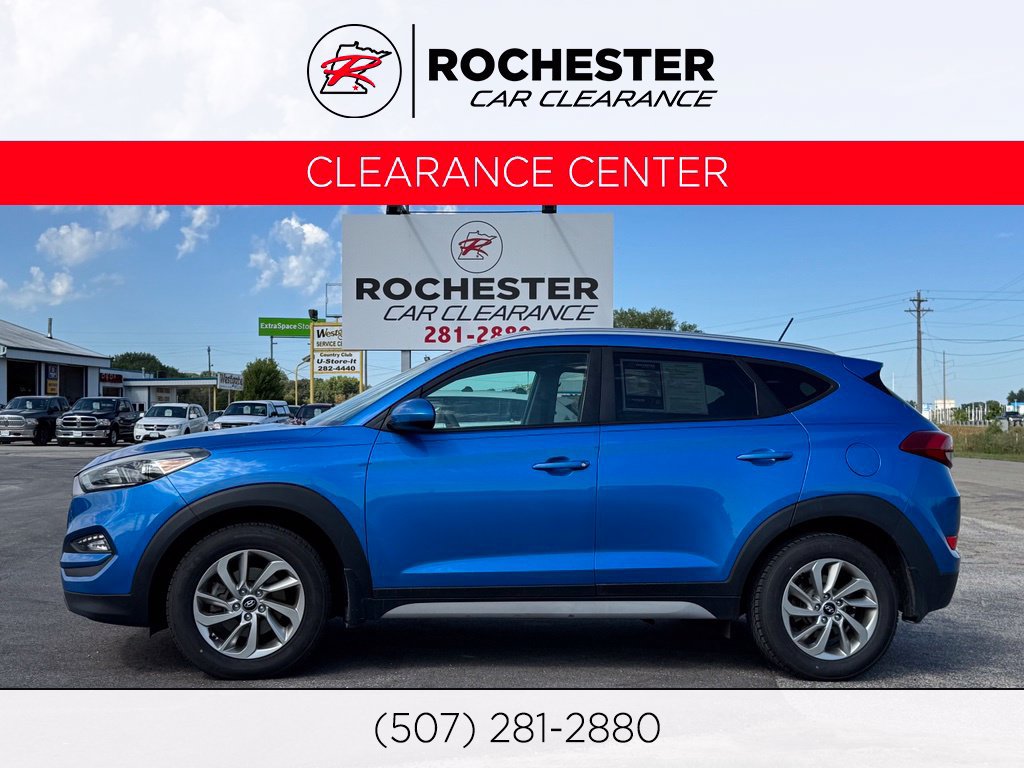 Used 2017 Hyundai Tucson SE w/ SE Popular Package 02
