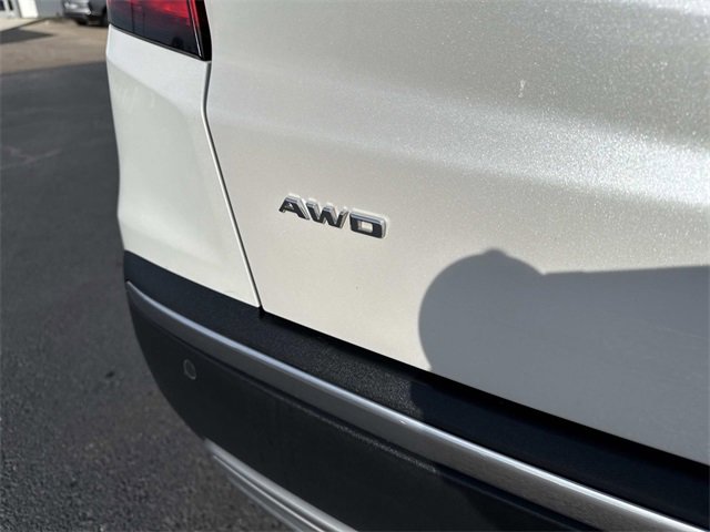 Certified 2024 Cadillac XT5 Premium Luxury w/ LPO, Floor Liner Package image 4