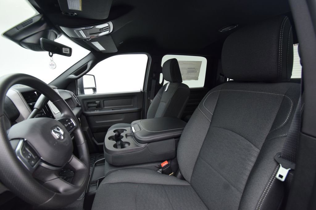 New 2026 RAM 5500 Tradesman AWD/4WD image 40