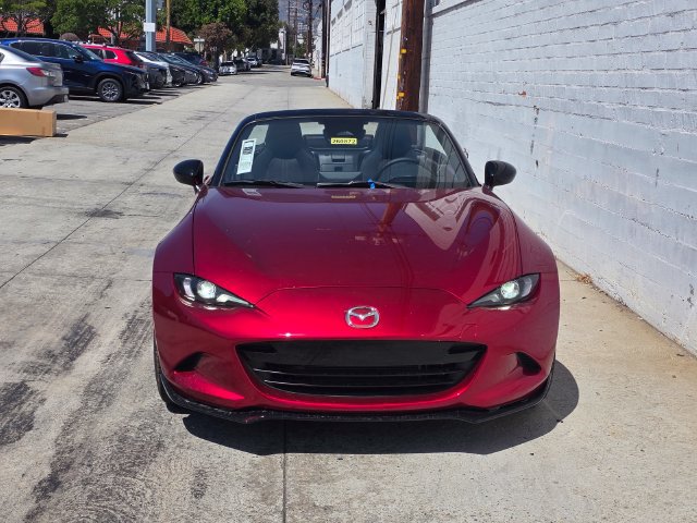 New 2026 MAZDA MX-5 Miata Club RWD image 2