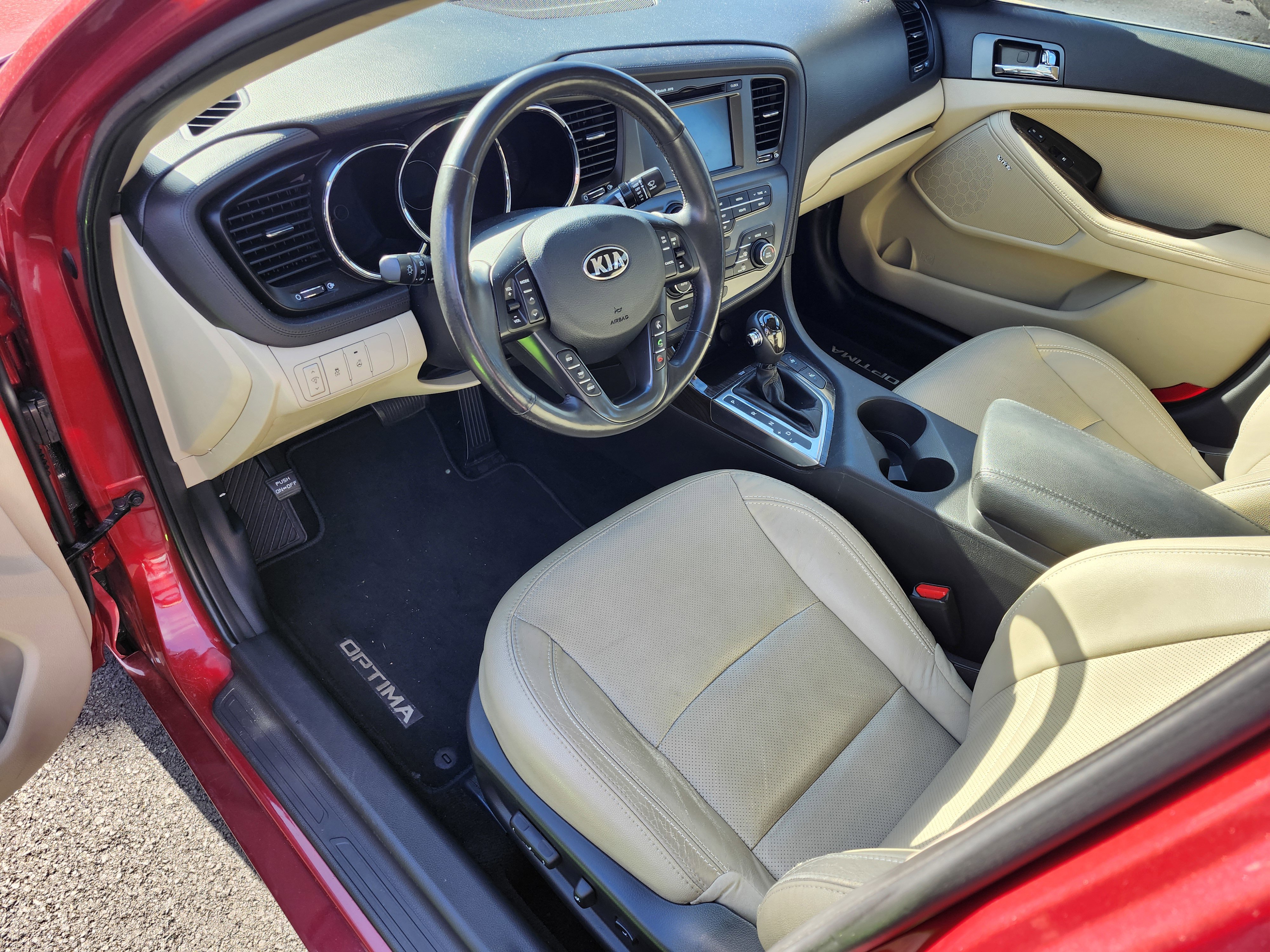 Used 2013 Kia Optima EX w/ Premium Pkg image 4