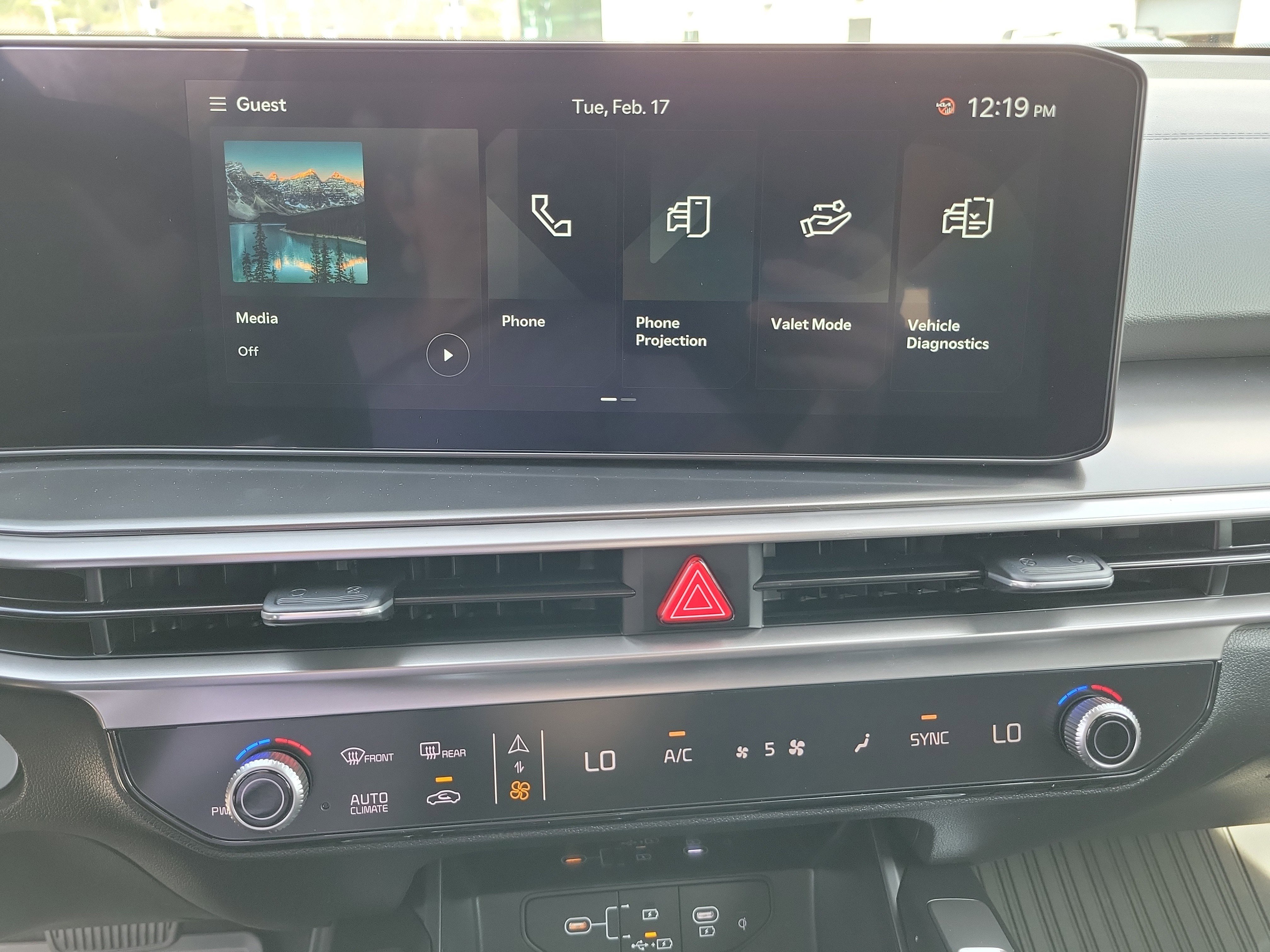 New 2026 Kia Sorento S image 9