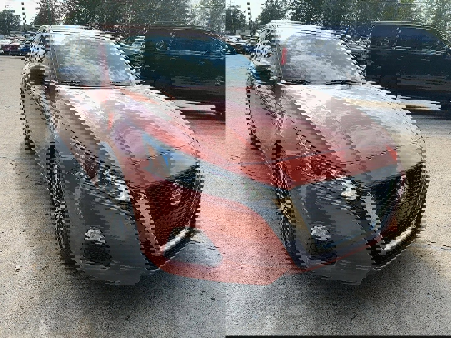 Used 2021 Nissan Altima 2.5 SR w/ SR Premium Package image 3