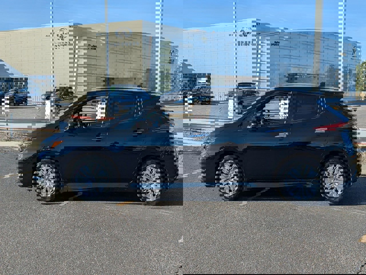 Certified 2021 Nissan Leaf S w/ S Charge Package image 3