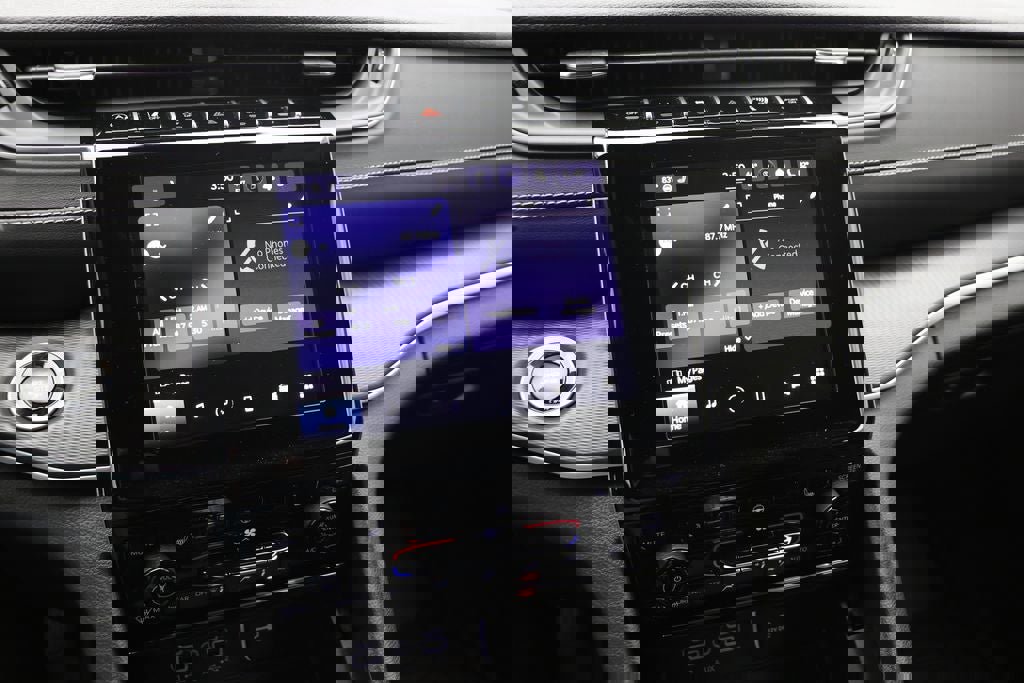 Used 2024 Jeep Grand Cherokee Altitude image 21