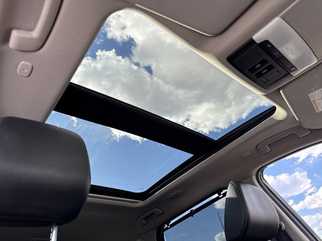 Used 2023 Nissan Rogue SL w/ SL Premium Package image 30