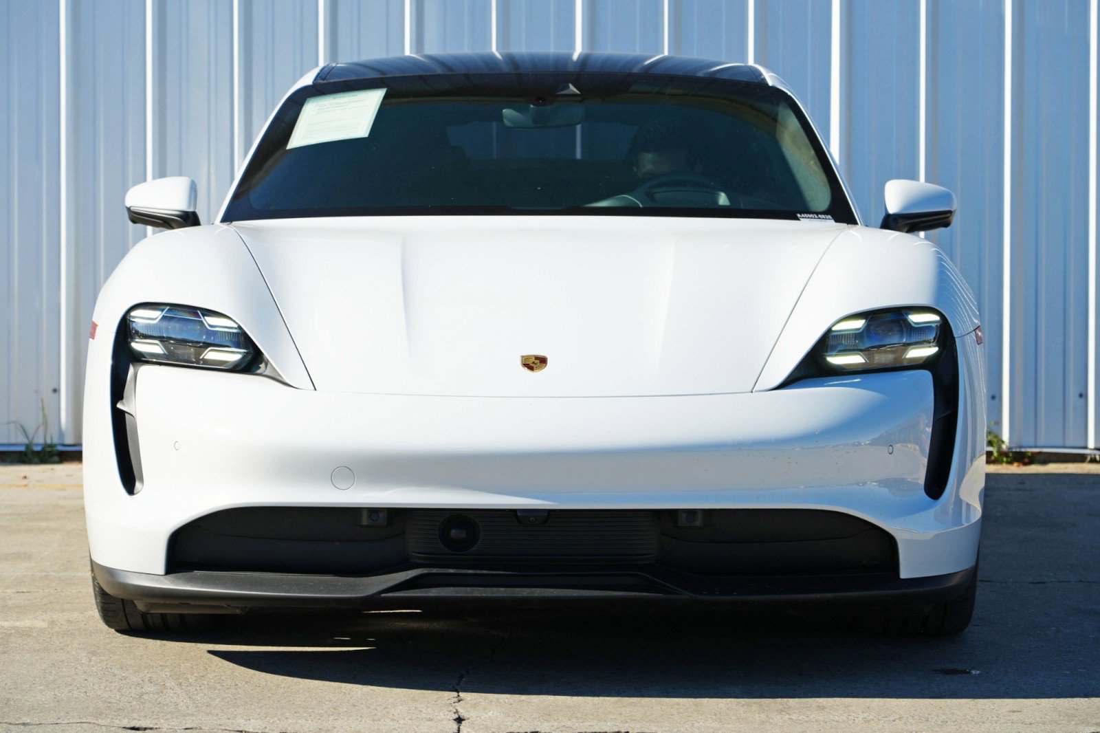 Used 2022 Porsche Taycan 4S AWD/4WD image 7